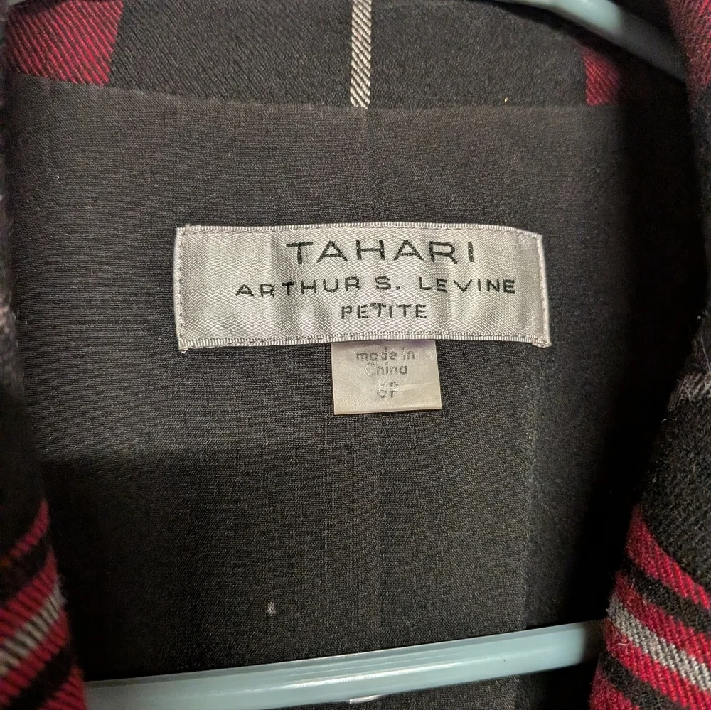 Holiday Party Blazer, Red Plaid Blazer, Tahari Arthur Levine, 6 Petite - Picture 3 of 7